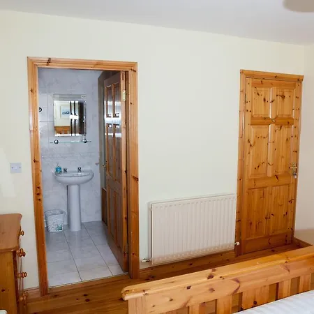 Fort Farmhouse B&B